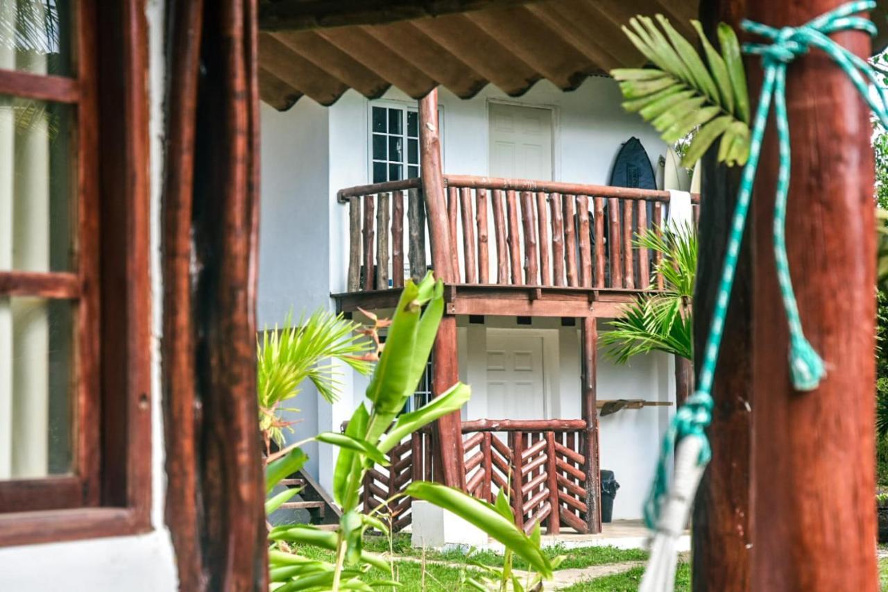 Hotel La Choza Playa Venao Esterno foto